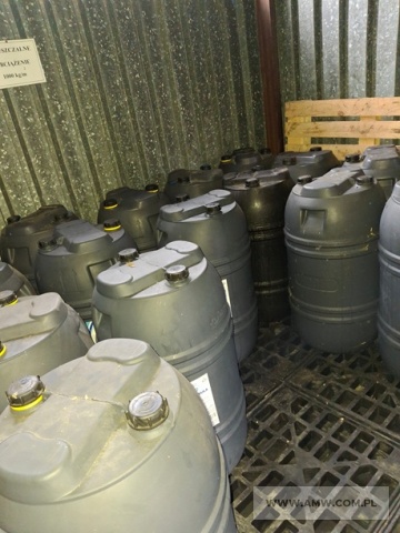 Przepracowane płyny zapobiegające zamarzaniu inne niż wymienione w 16 01 14 (kod odpadu 16 01 15) 